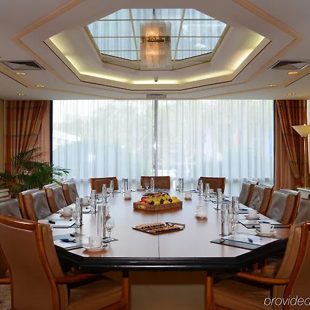 Hotel Steigenberger 4*