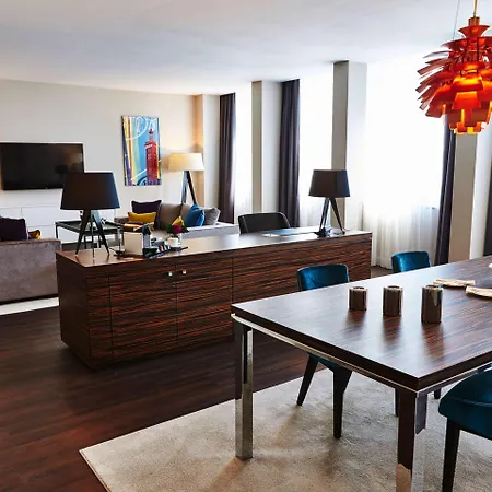 Hotel Rudolfplatz 4*