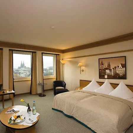 Hotel Rudolfplatz 4*